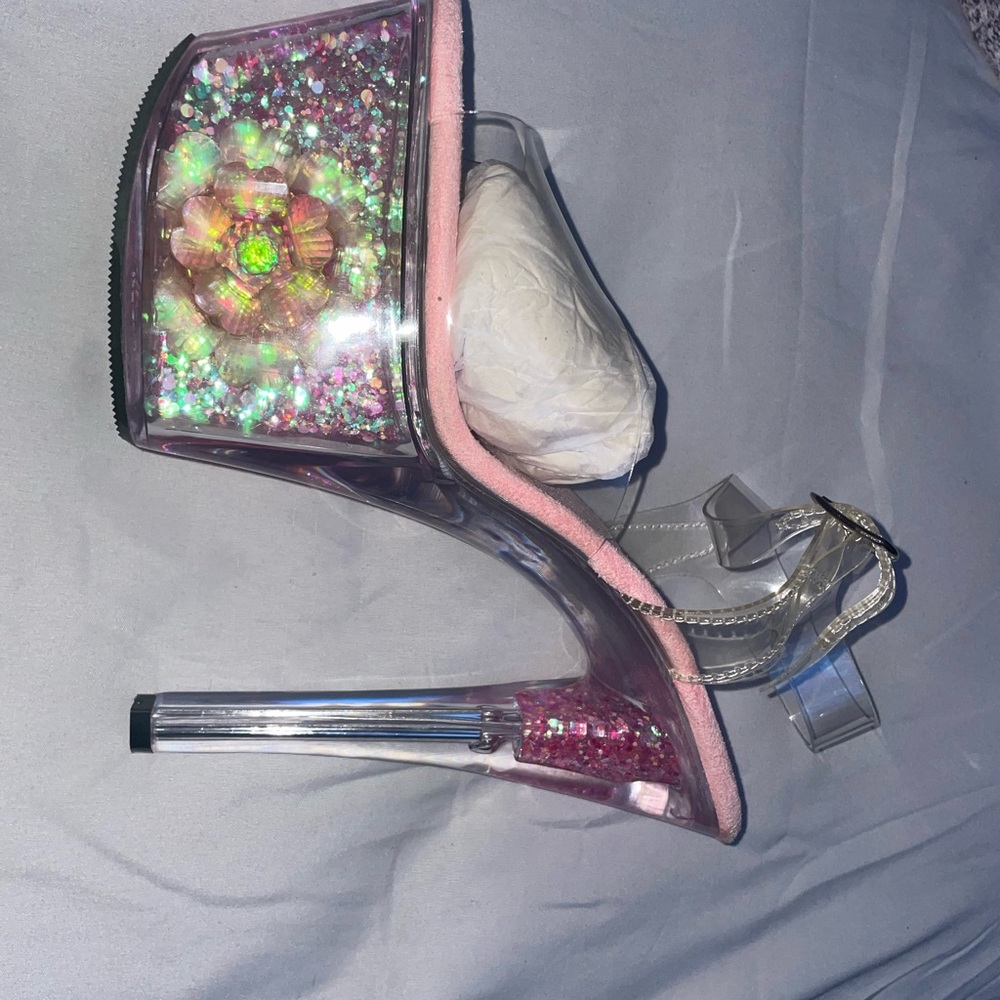 Pink flower pleaser heels - Picture 2 of 5
